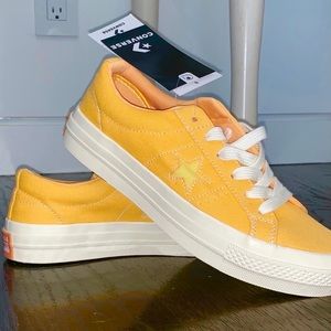 Converse one star sneakers BRAND NEW NEVER WORN